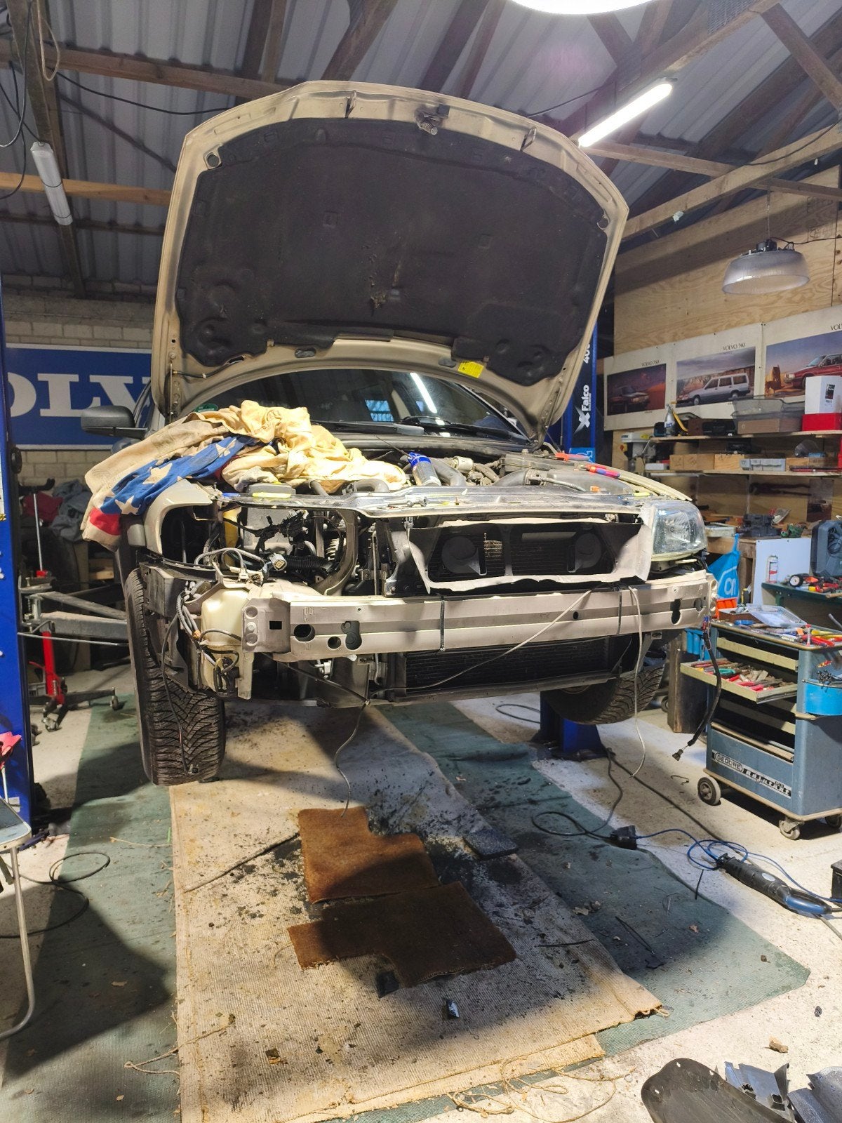 Volvo XC70 onderdelen (motor defect) - LPG installatie, Ophalen of Verzenden, Volvo