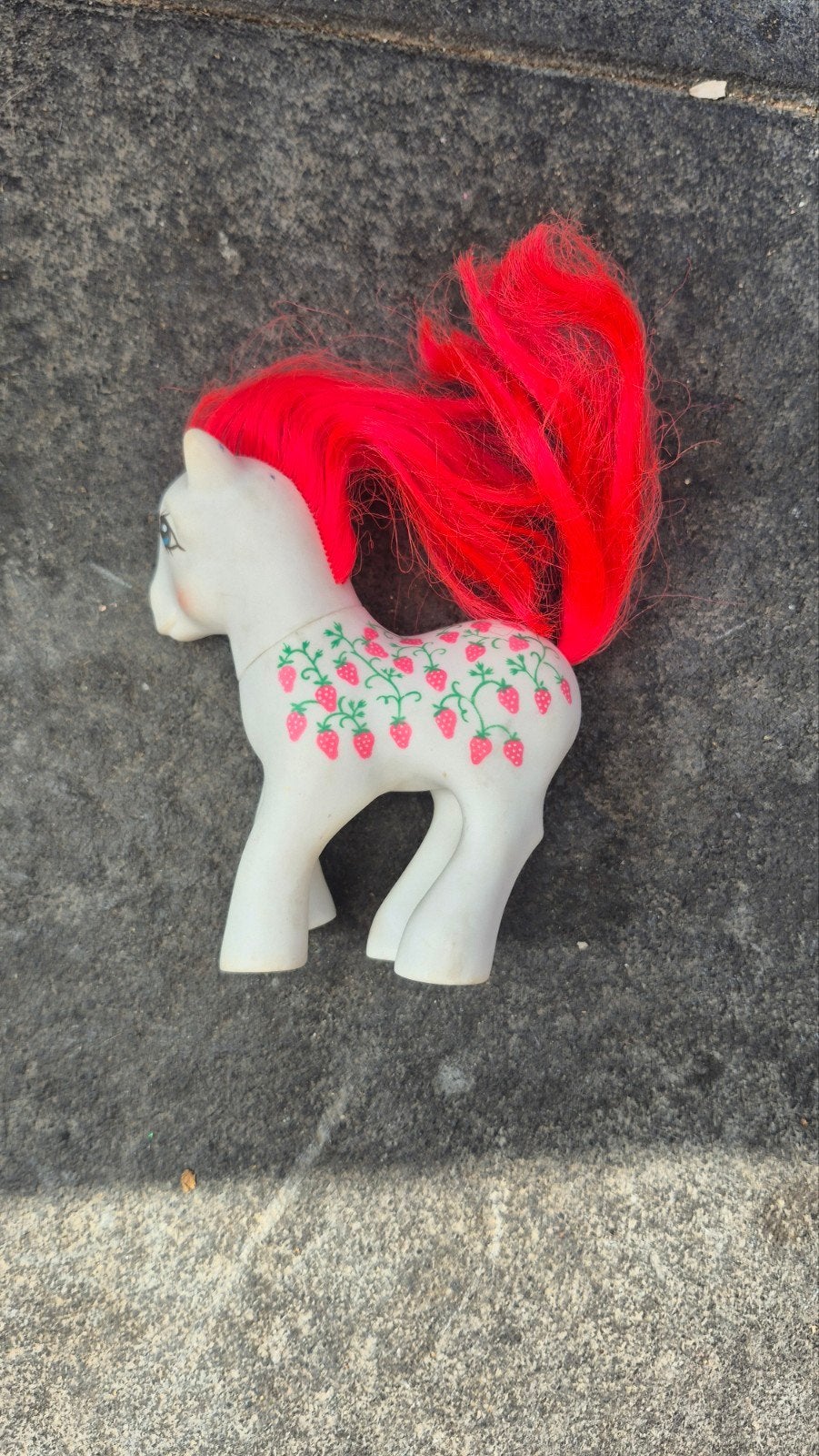 Vintage My Little Pony Aardbei Pony met Rood Haar, Ophalen of Verzenden, Gebruikt, Meisje