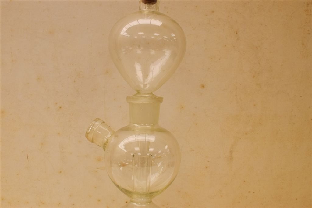 Laboratory glass 48122, Gebruikt, Ophalen of Verzenden, Bord(en), Wedgwood