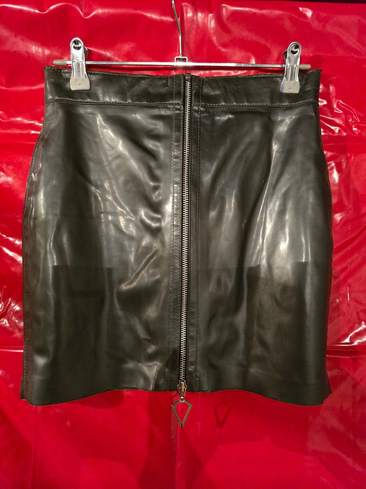 Zwarte latex minirok met rits, Kleding | Dames, Rokken, Verzenden, Zwart, Onbekend, Maat 36 (S)