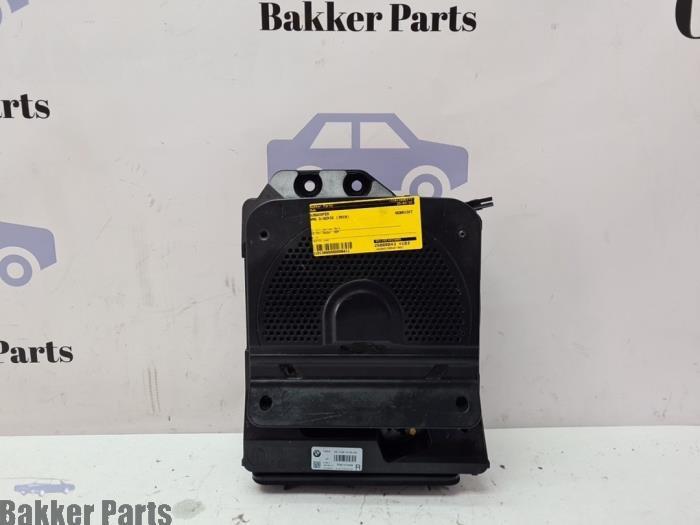 Subwoofer van een BMW 3-Serie, Gebruikt, -, -, Ophalen of Verzenden
