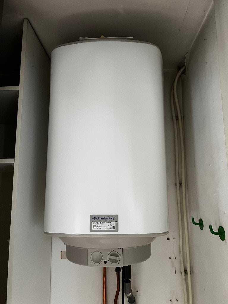 Elektrische boiler 80L 2500W - Itho Daalderop - Mono-plus, Doe-het-zelf en Verbouw, Geisers en Boilers, Ophalen, Gebruikt, 20 tot 100 liter