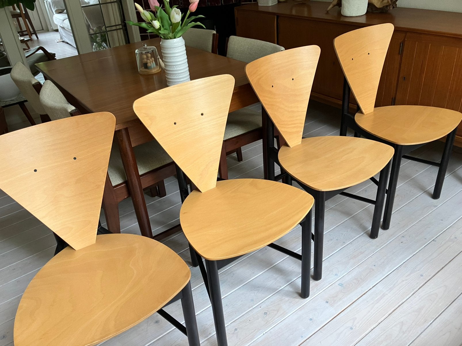 4 vintage post modern chairs. Jaren 80/90, Huis en Inrichting, Stoelen, Ophalen of Verzenden, Zo goed als nieuw, Bruin, Twee