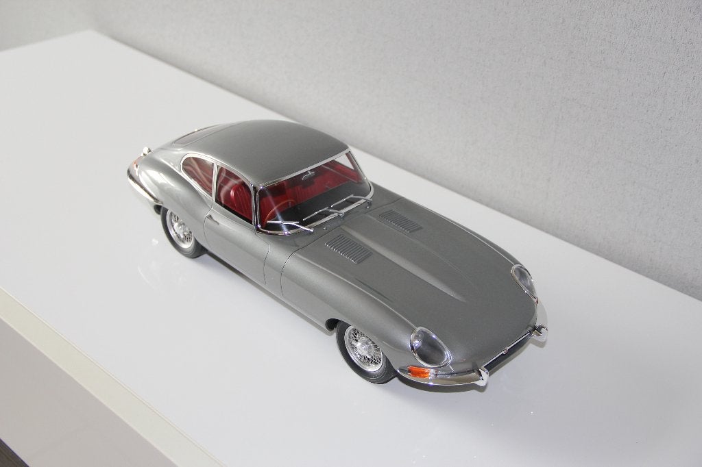 Jaguar E-type Coupe Silver Grey GT Spirit 1/12 GT089, Ophalen of Verzenden, Nieuw, 1:9 t/m 1:12, Auto