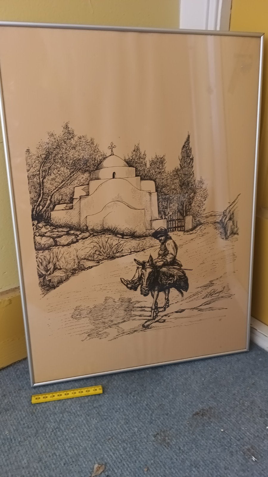 Oude litho: Man op ezel met kerk op achtergrond, Dagelijks leven, Lithografie, 1900 - 1949, Ingelijst