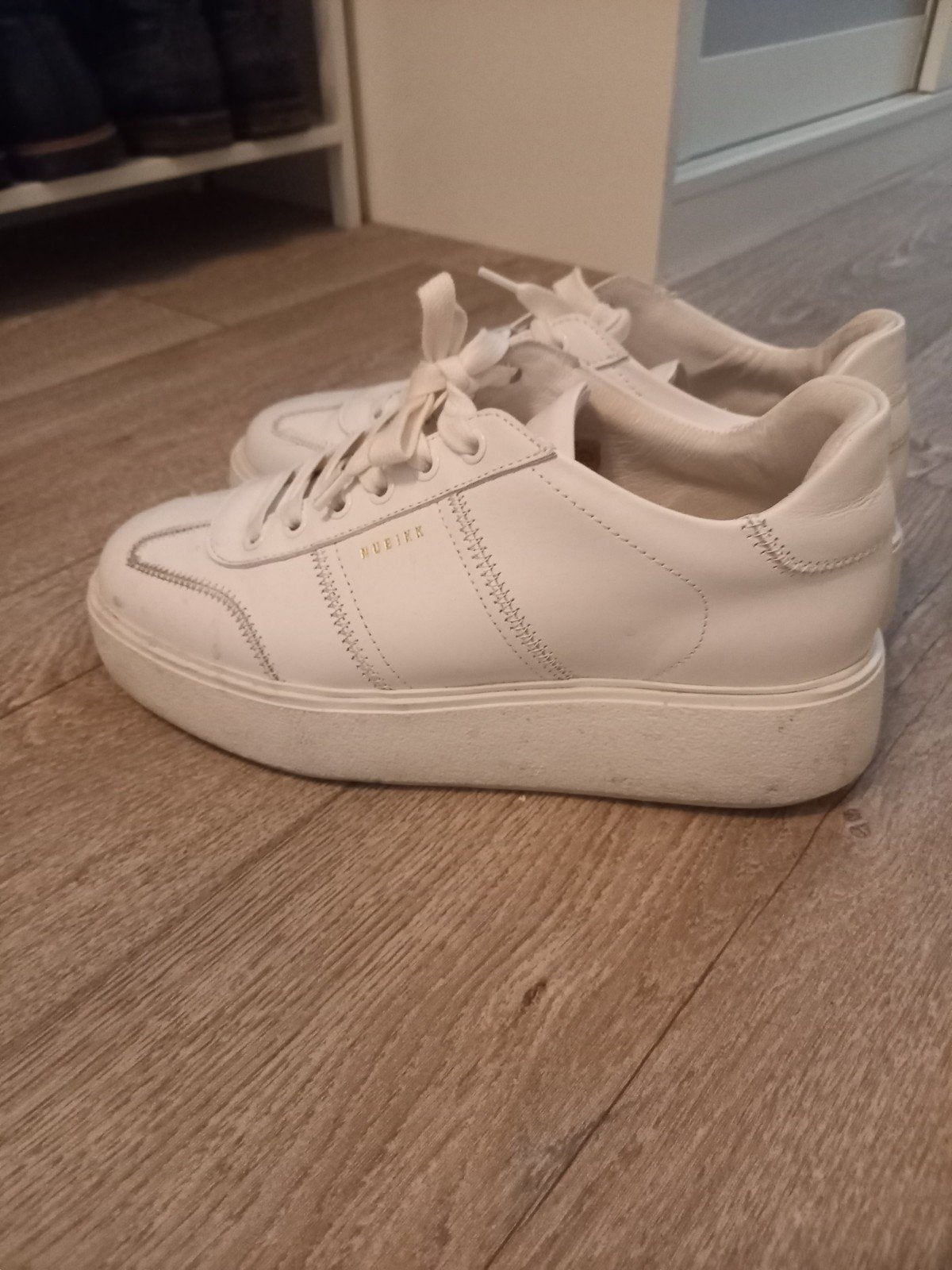 NUBIKK Witte Sneakers Maat 40, Kleding | Dames, Schoenen, Wit, Ophalen of Verzenden, Sneakers of Gympen, Gedragen