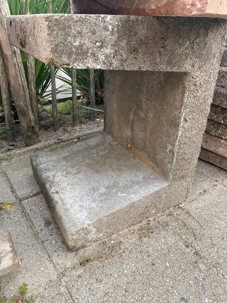 Betonnen u-profiel / sokkel - Robuust en duurzaam, Ophalen, Gebruikt, Overige typen, Minder dan 5 m²