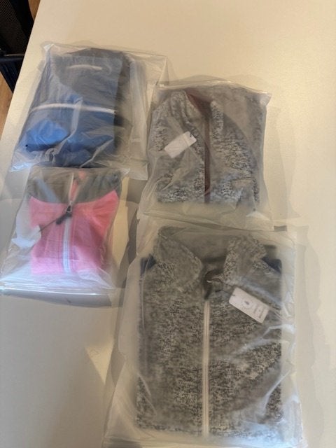 Partij mid-layer sportjassen 152 stuks, Ophalen of Verzenden, Nieuw