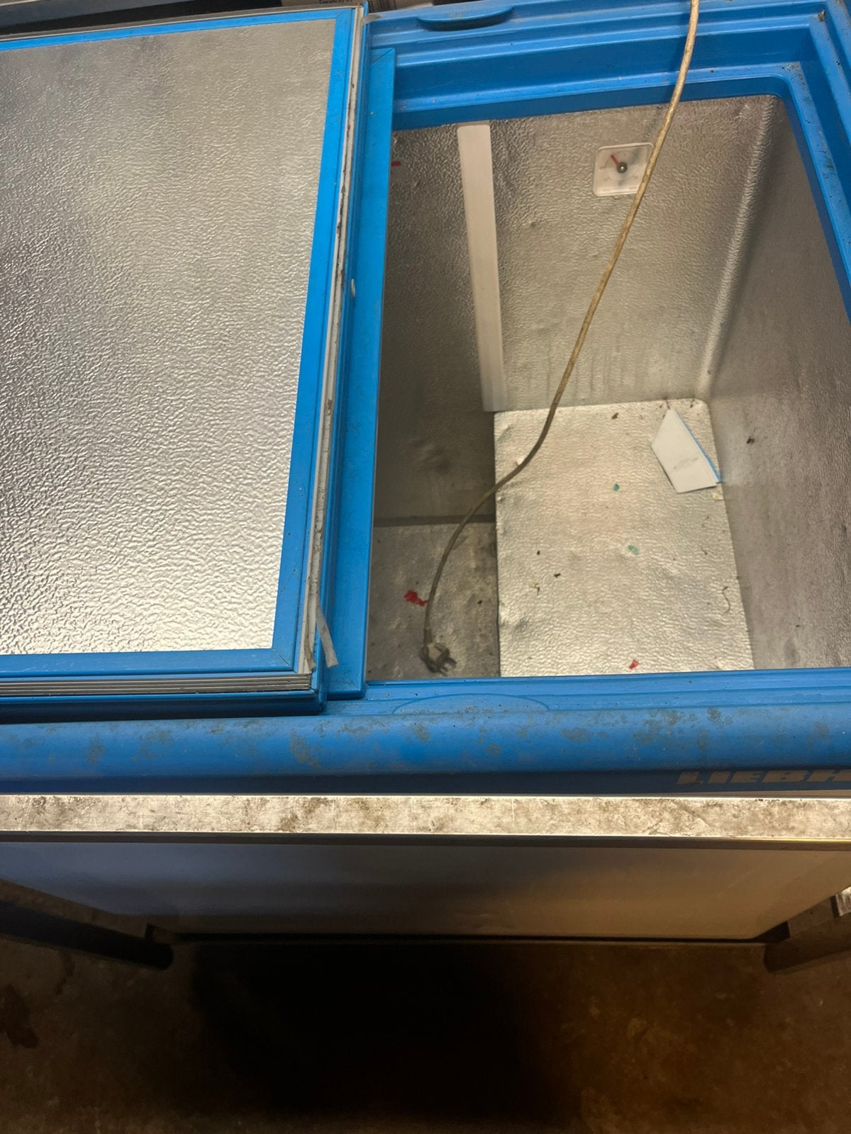 Te koop goed werkende ijsvriezer, Witgoed en Apparatuur, Vriezers en Diepvrieskisten, Ophalen of Verzenden, Zo goed als nieuw