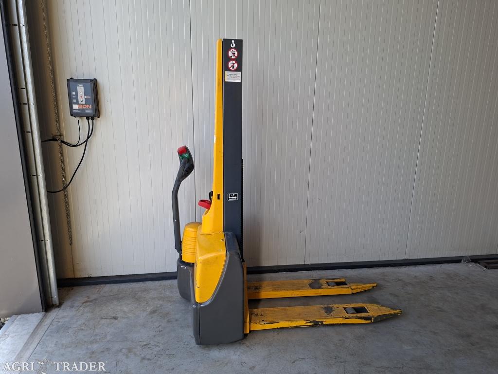 Jungheinrich emc 110 hefhoogte 165cm nieuwe accu`s, Gebruikt, -, Niet opgegeven, Ophalen of Verzenden