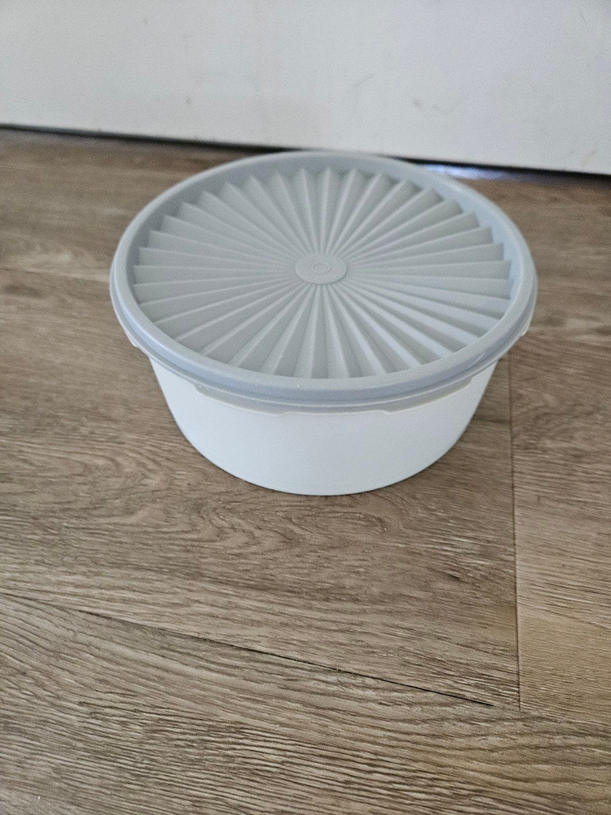 Tupperware Retro/Vintage Koektrommel, Gebruikt, Wit, Ophalen of Verzenden, Met deksel