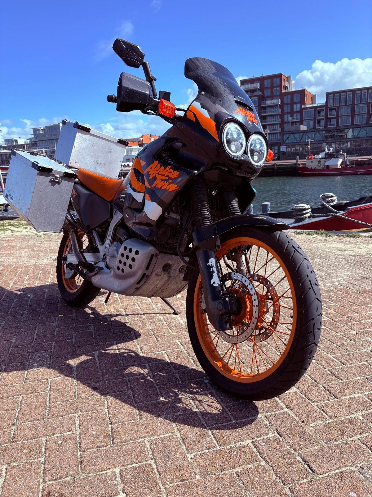 Honda Africa Twin XRV750 - Klaar voor avontuur!, 2 cilinders, Motorrijbewijs A, Gebruikt, Particulier
