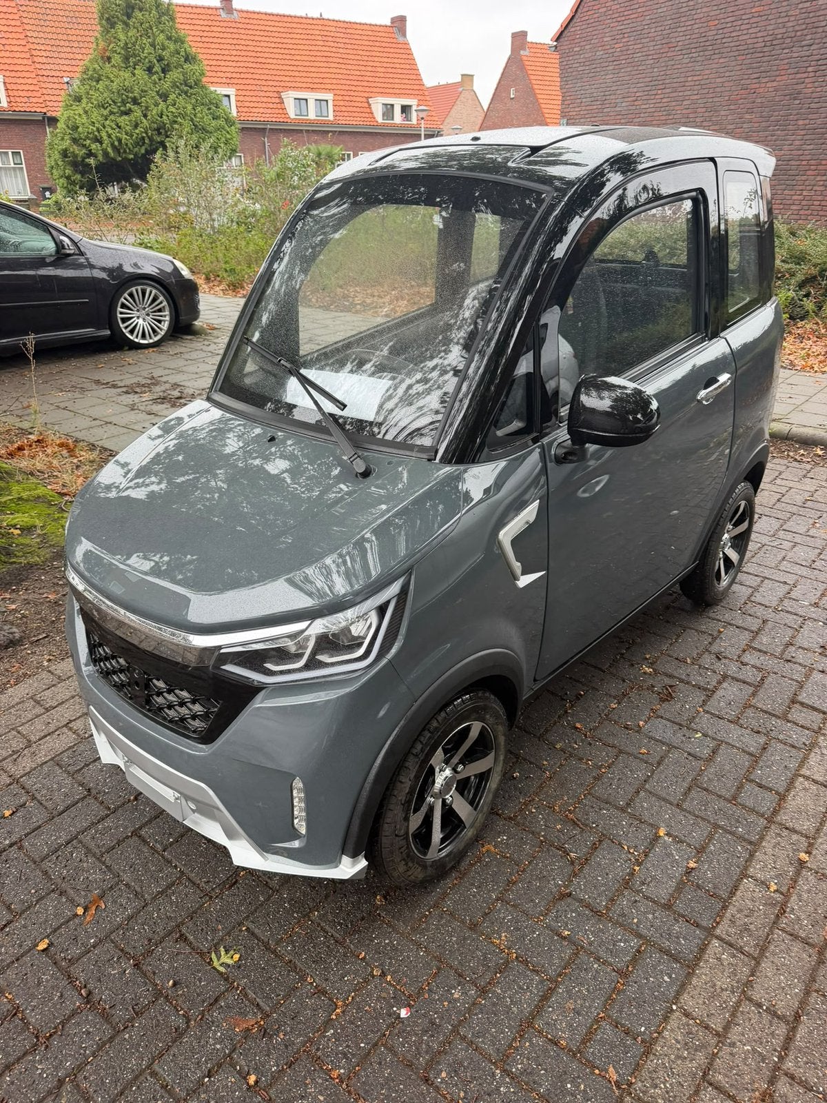 Thogo overdekte scootmobiel splinternieuw met garantie
