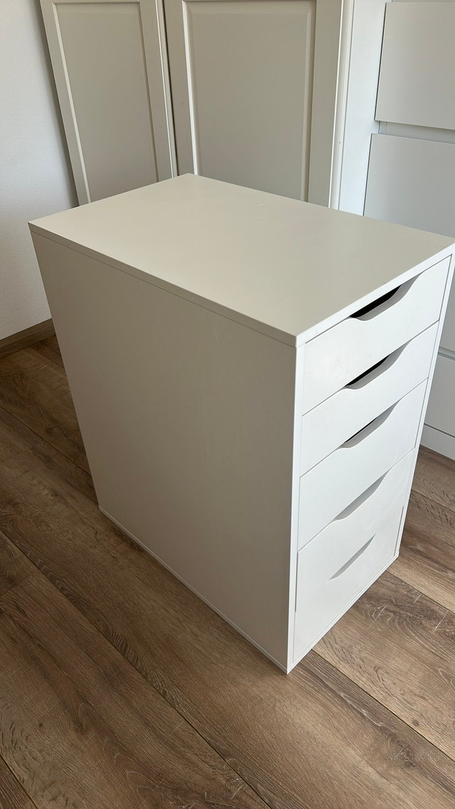 Foto 3 van Ladekast ikea