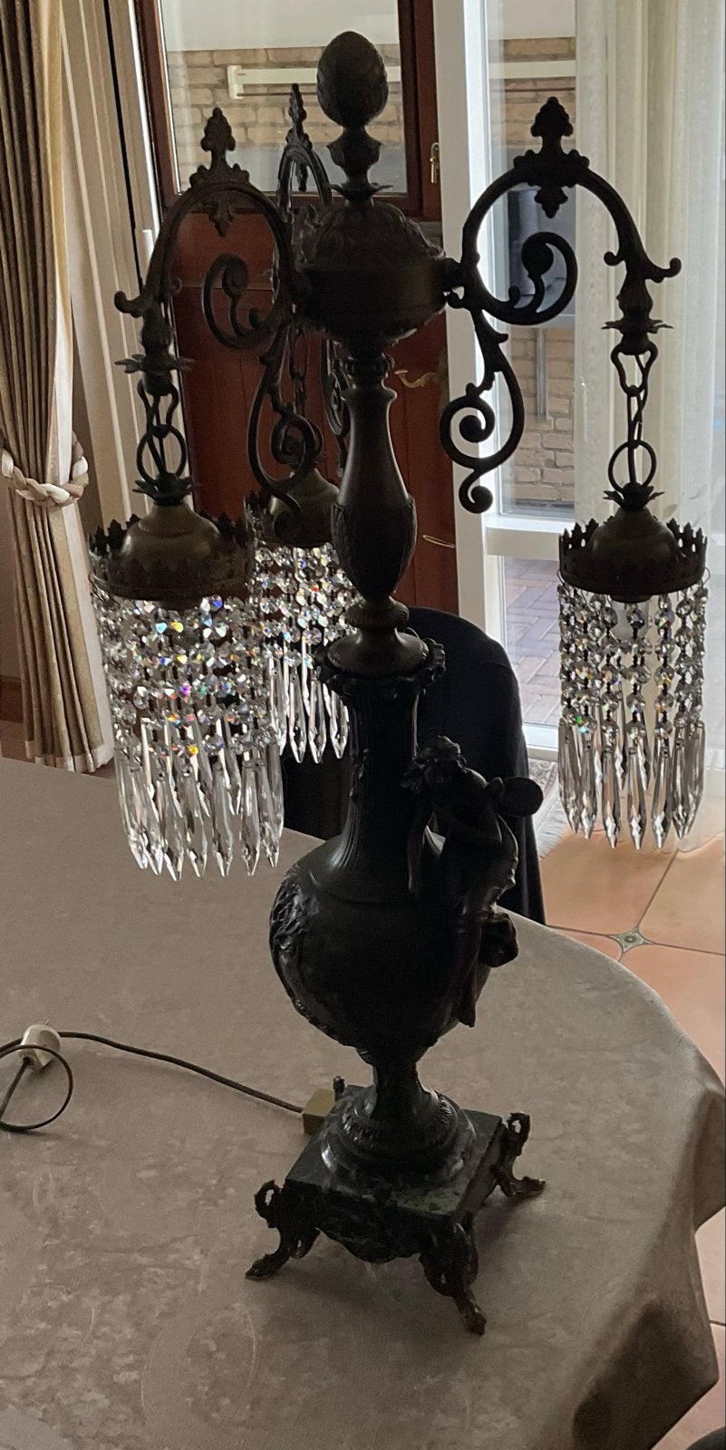 Antieke schemerlamp met kristallen hangers, ca. 90 cm hoog, Ophalen