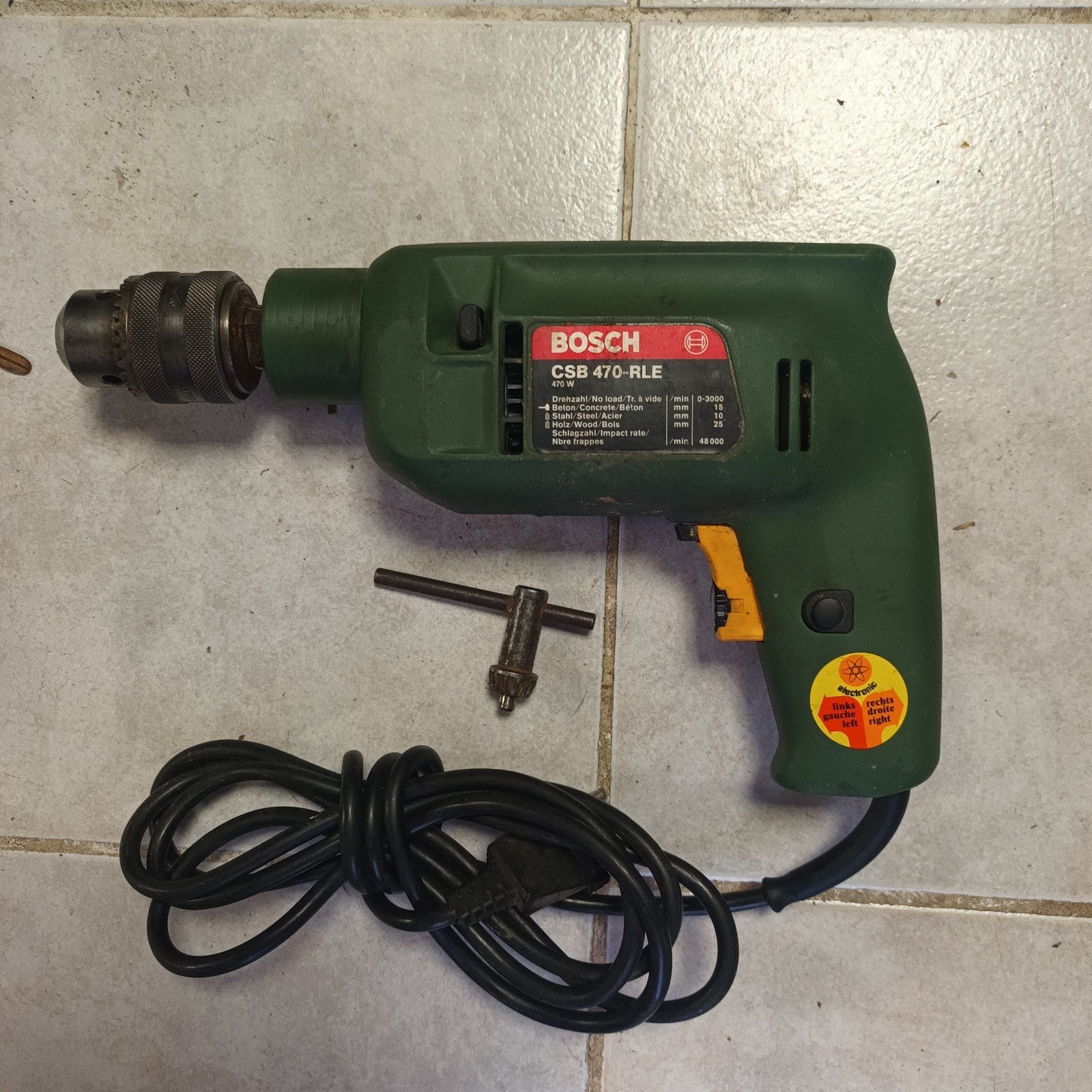 Bosch CSB 470-RLE Boormachine - Gebruikt maar functioneel, Boormachine, Gebruikt, Ophalen of Verzenden, Variabele snelheid
