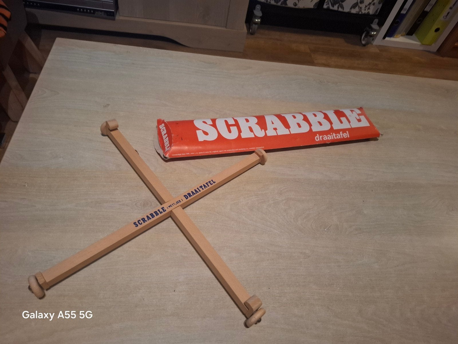 Vintage Scrabble Draaitafel - Houten Onderstel, Postbus 333, 1500 AH Zaandam, Nederland, Gebruikt, Ophalen of Verzenden, Drie of vier spelers