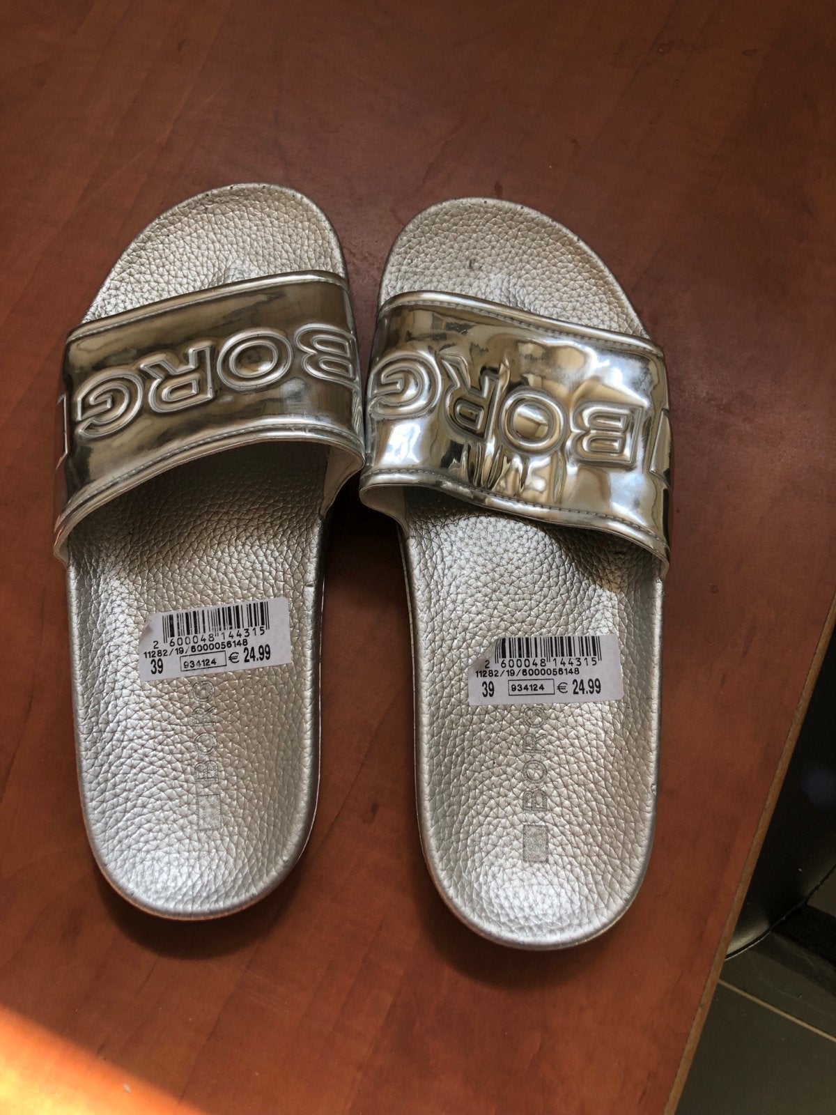 Björn Borg zilveren slippers, maat 39, Ophalen of Verzenden, Nieuw, Overige kleuren, Slippers
