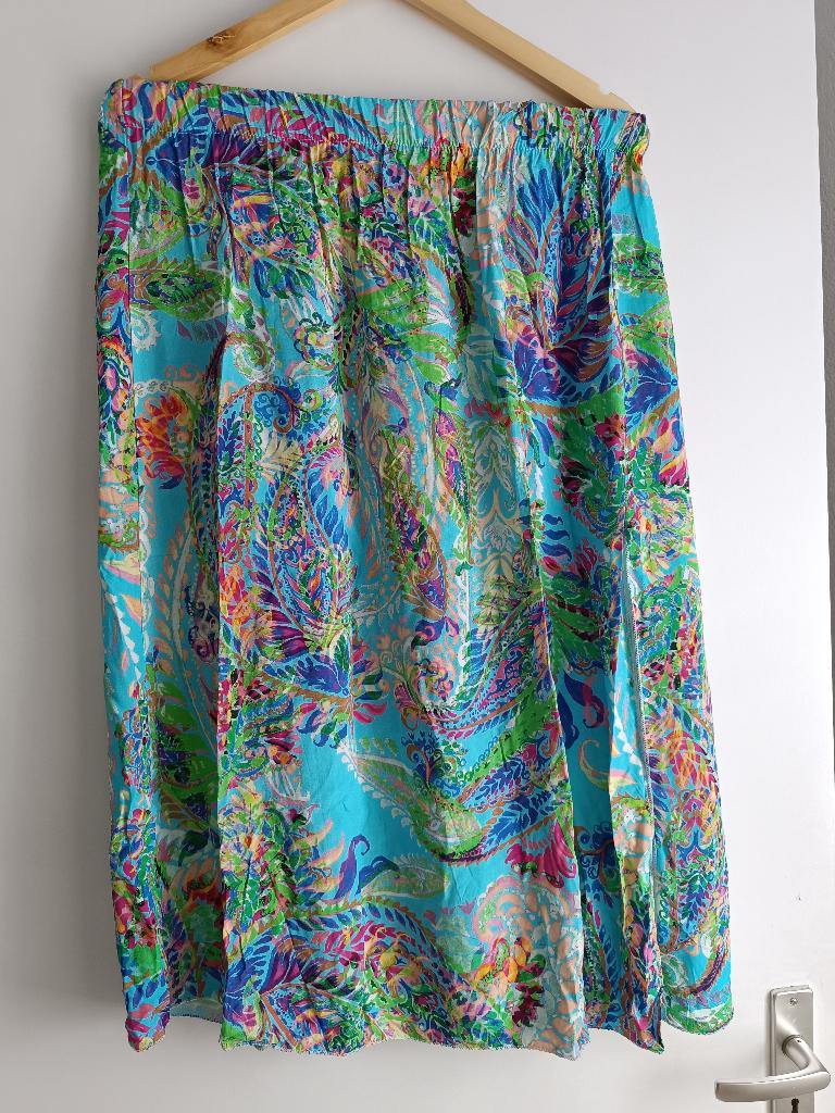 Een nieuwe rok van viscose-Lagere prijs, Ophalen of Verzenden, Nieuw, Maat 38/40 (M), Onder de knie