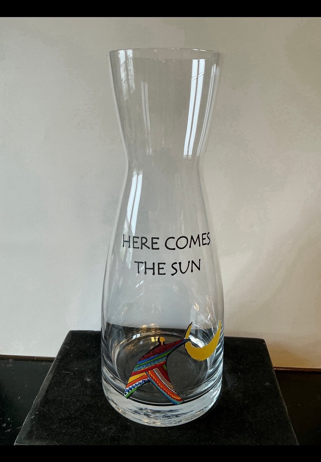 Glazen karaf “Here comes the sun”. Ontwerp Ammerlaan Niekerk, Ophalen of Verzenden
