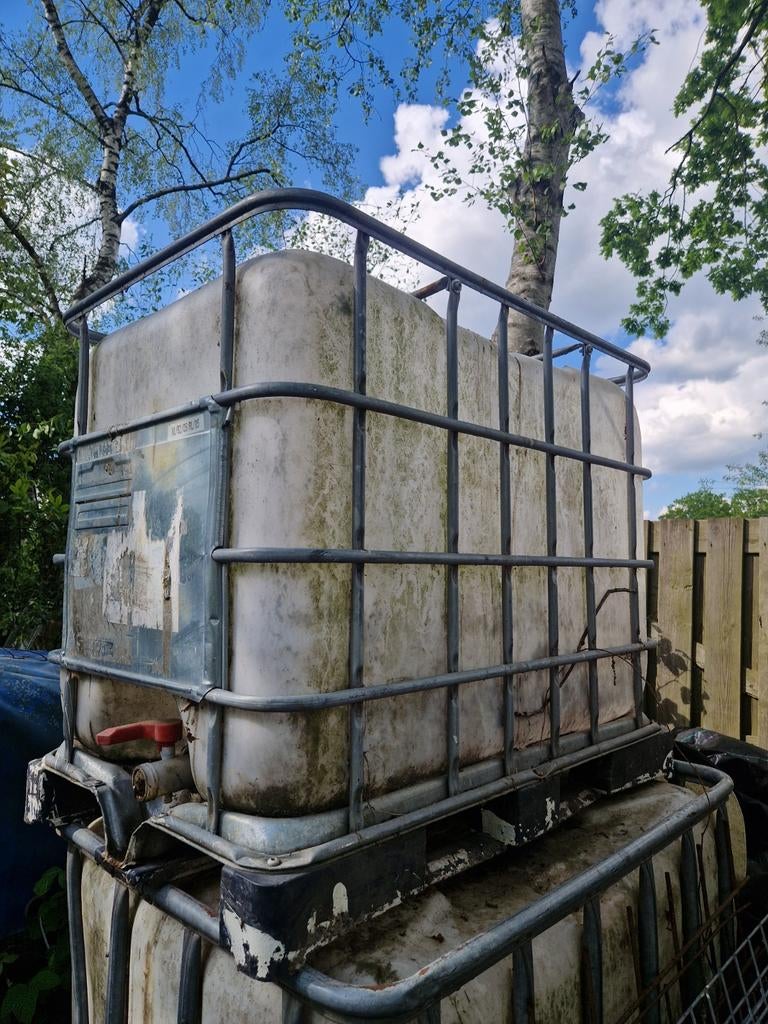 800 liter ibc op een stalen pallet, Ophalen, Kunststof, Gebruikt, Met kraantje