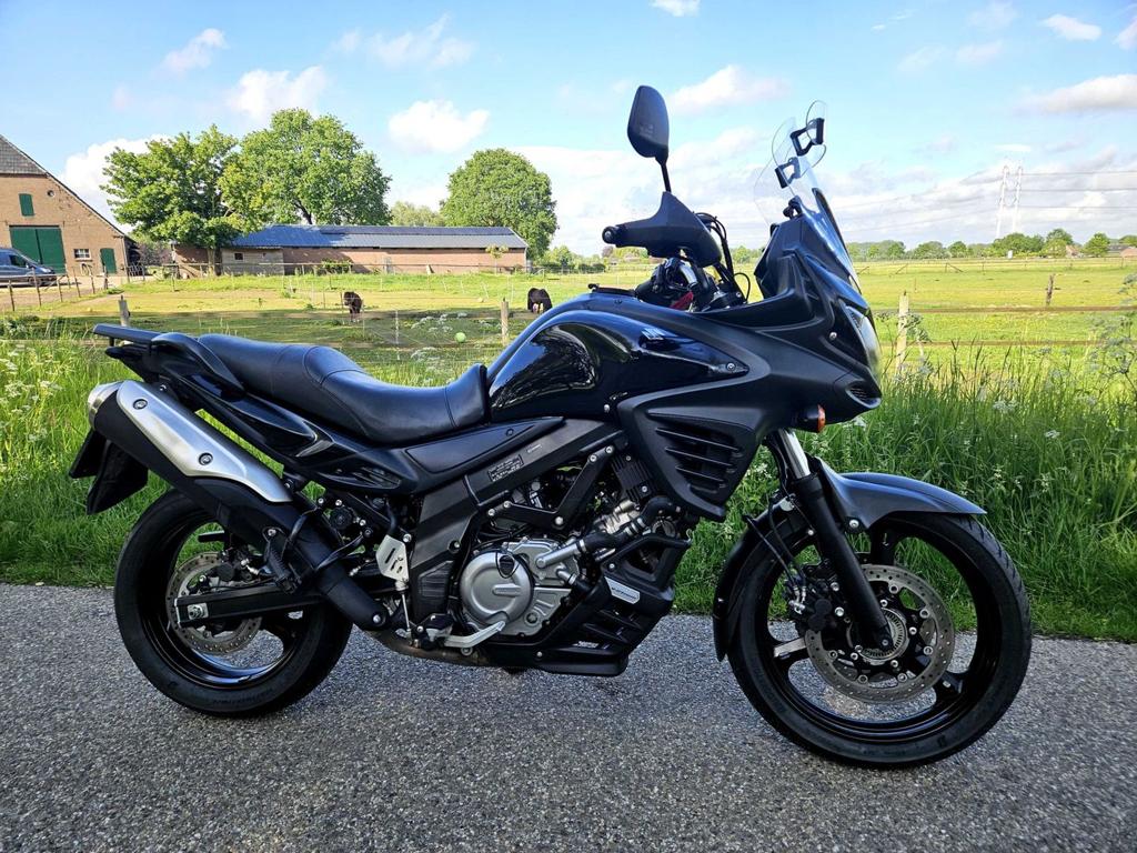 SUZUKI V-STROM DL 650 ABS 2014 ZWART 13740 Km Topstaat, Motorrijbewijs A, Bedrijf, Onbekend, Meer dan 35 kW