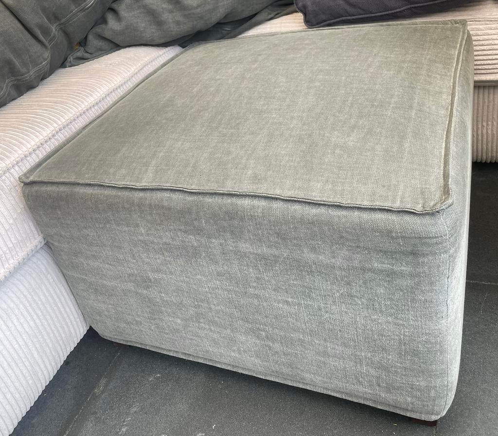 Hocker / voetenbank en Baricci lendekussen en plaidkussen, Ophalen, Gebruikt, Vierkant, Stof