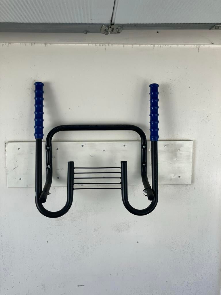 M-Wave Wandhouder voor Fietsen - Ruimtebesparend, Fietsen en Brommers, Fietsaccessoires | Fietsenrekken, Ophalen, Zo goed als nieuw