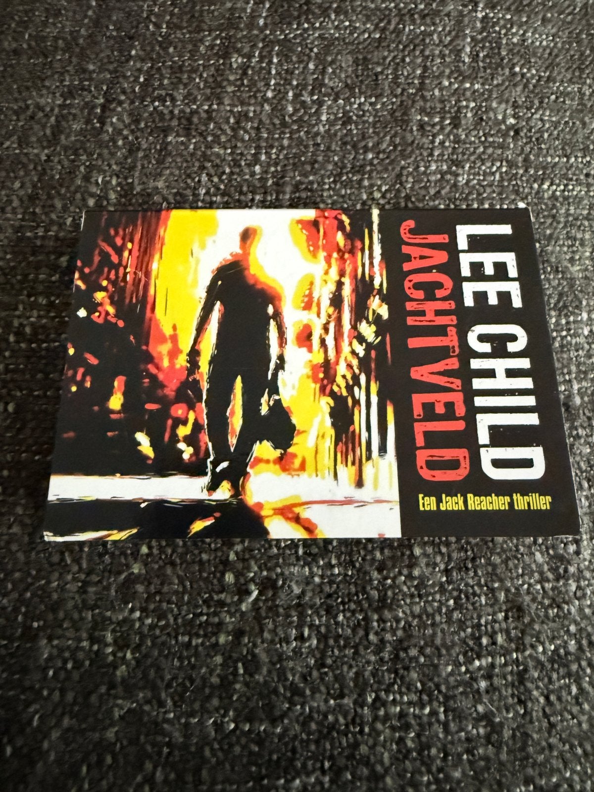 Lee Child - Jachtveld (Jack Reacher thriller) dwarsligger, Ophalen of Verzenden, Gelezen