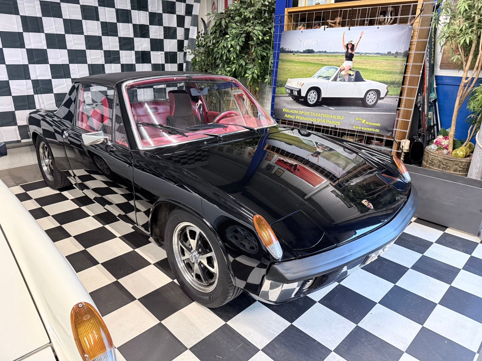 Zeer mooi PORSCHE 914, 1,7 van mj 1973 met NL kenteken., Zwart, 1679 cc, Bedrijf, 2 stoelen