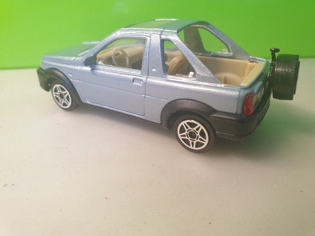 Bburago - Land Rover Freelander [blauw] 1/43, Ophalen of Verzenden, Gebruikt, Auto, Overige merken