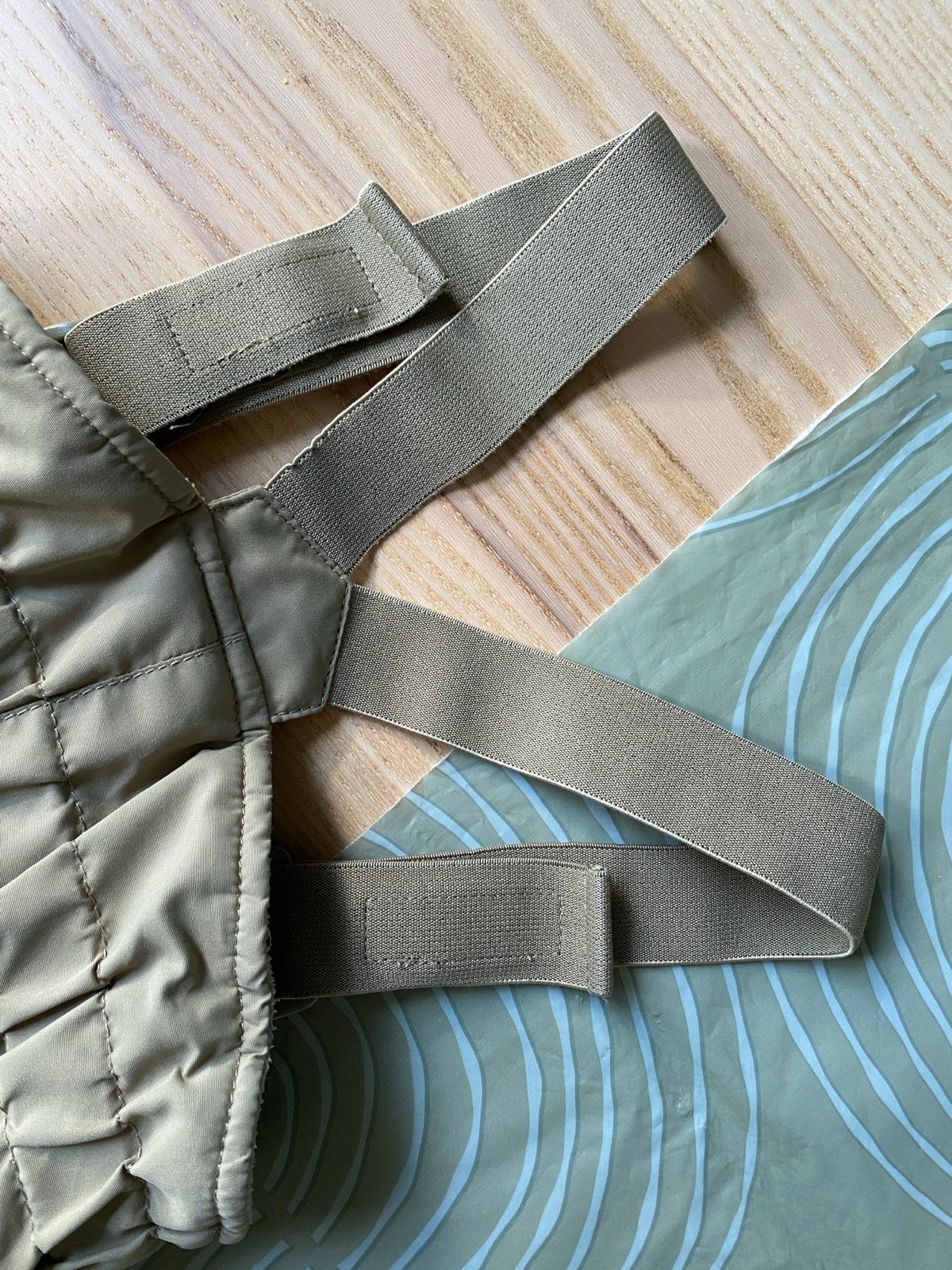 Warme beige buitenbroek H&M maat 92, Kinderen en Baby's, Ophalen of Verzenden, Gebruikt, Jongen of Meisje, Broek