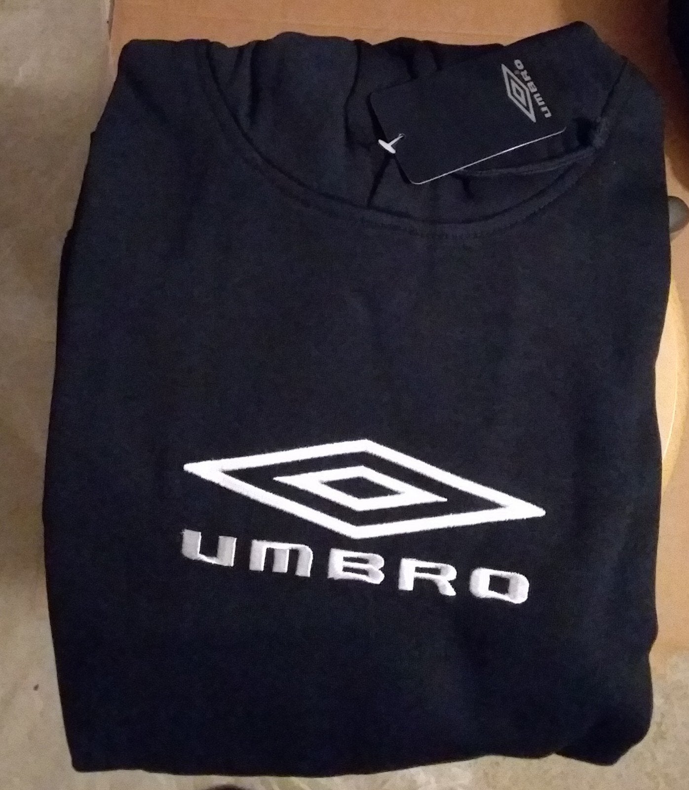 UMBRO Dikke Winter Warm Unisex Trui met Capuchon. Maat M., Ophalen of Verzenden, Nieuw, Jongen of Meisje, Trui of Vest