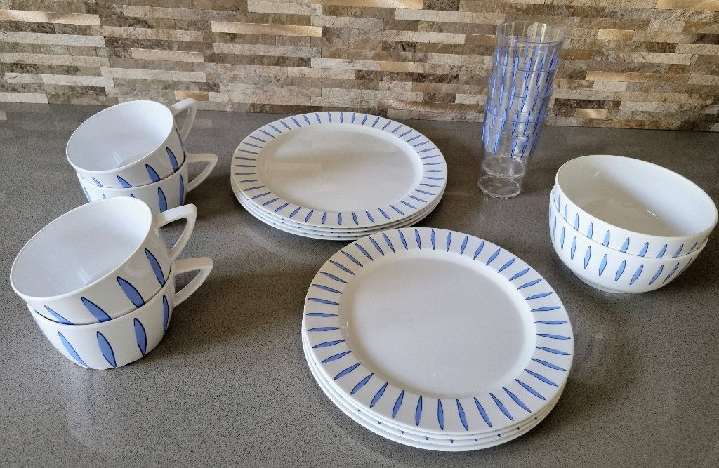 Mepal servies in goede staat (ophalen), Ophalen, Zo goed als nieuw
