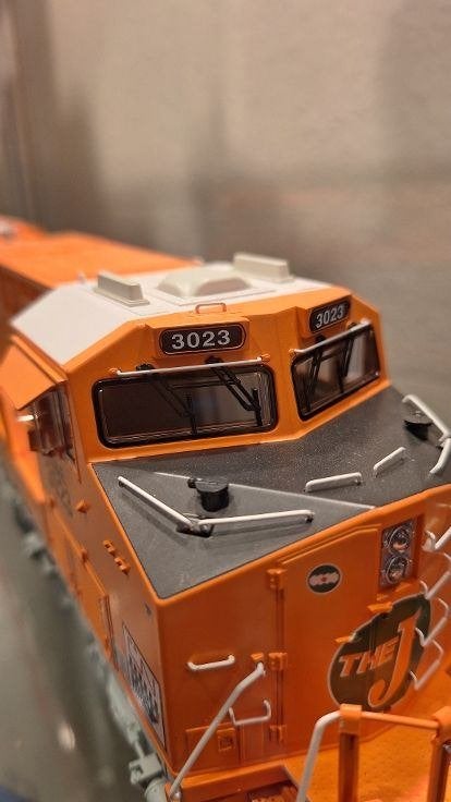 SPOOR 0 LIONEL USA ES44AC DIESELLOK UIT VITRINE, Locomotief, Gelijkstroom of Wisselstroom, Zo goed als nieuw, Analoog