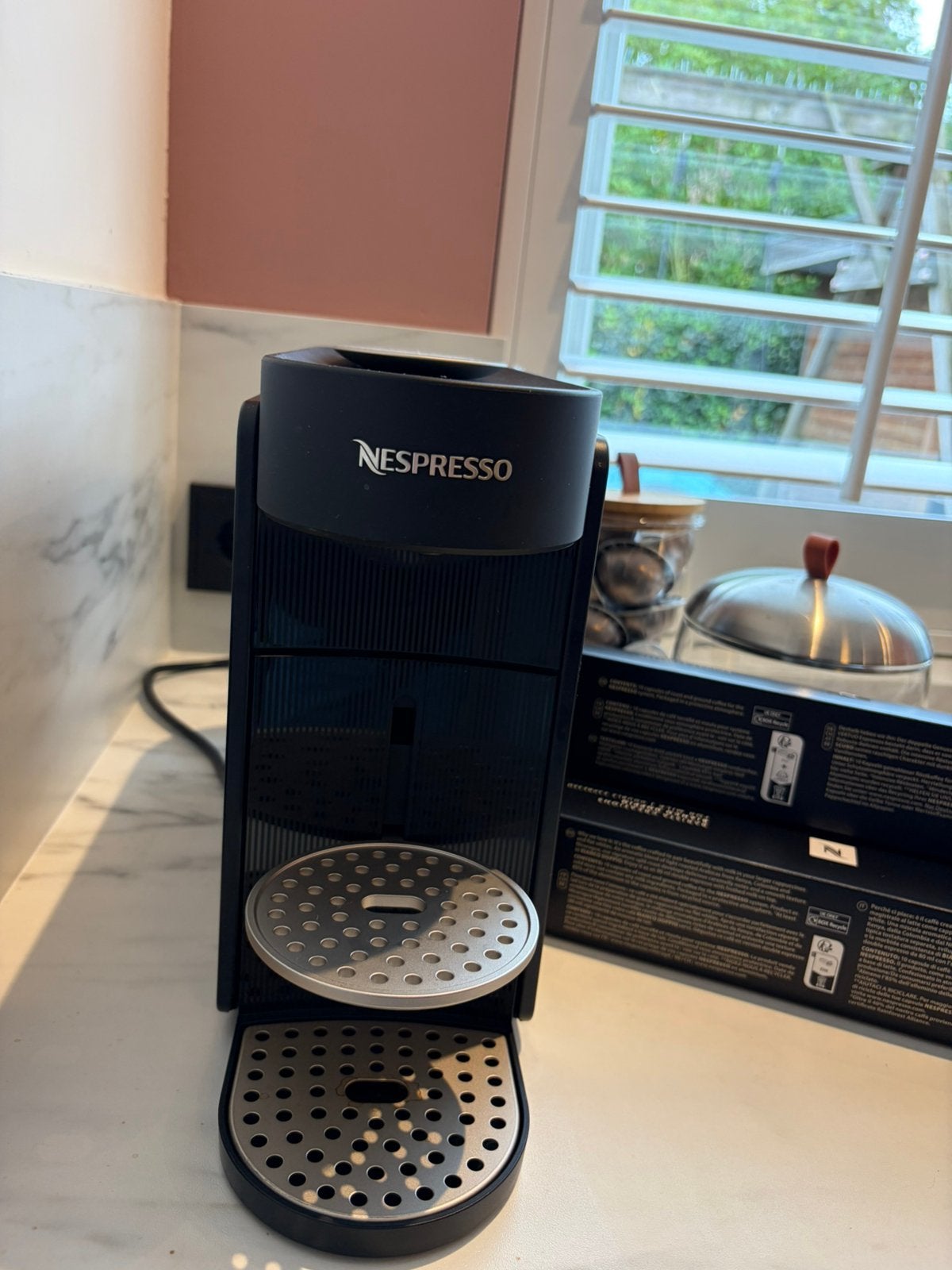 Nespresso vertuo up, Ophalen of Verzenden, Zo goed als nieuw, Espresso apparaat