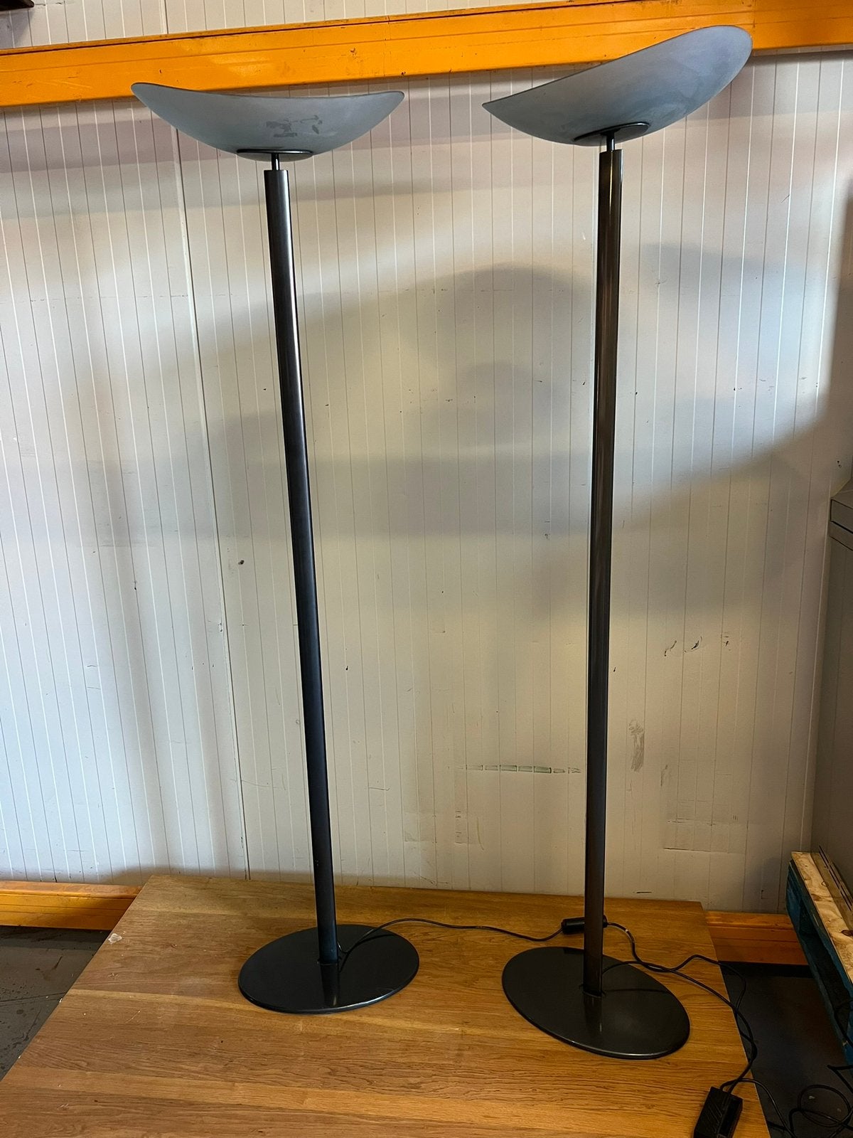 Staande vloerlamp artimede met twee glazenkappen, Ophalen, O, O, O
