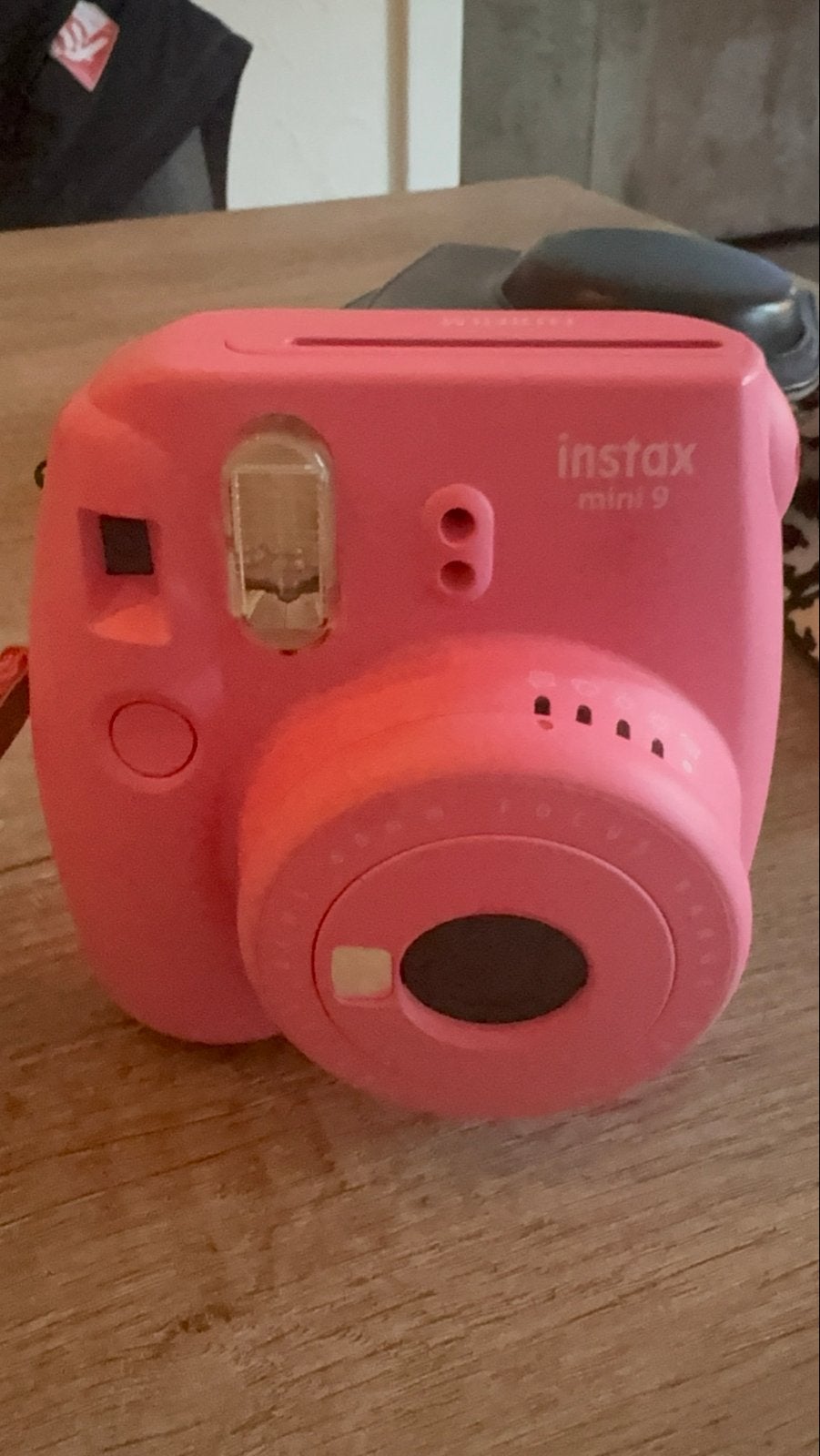 Fujifilm Instax Mini 9 Instant Camera - Flamingo Roze, Ingebouwde flitser, Instant camera, Ophalen of Verzenden, Zo goed als nieuw