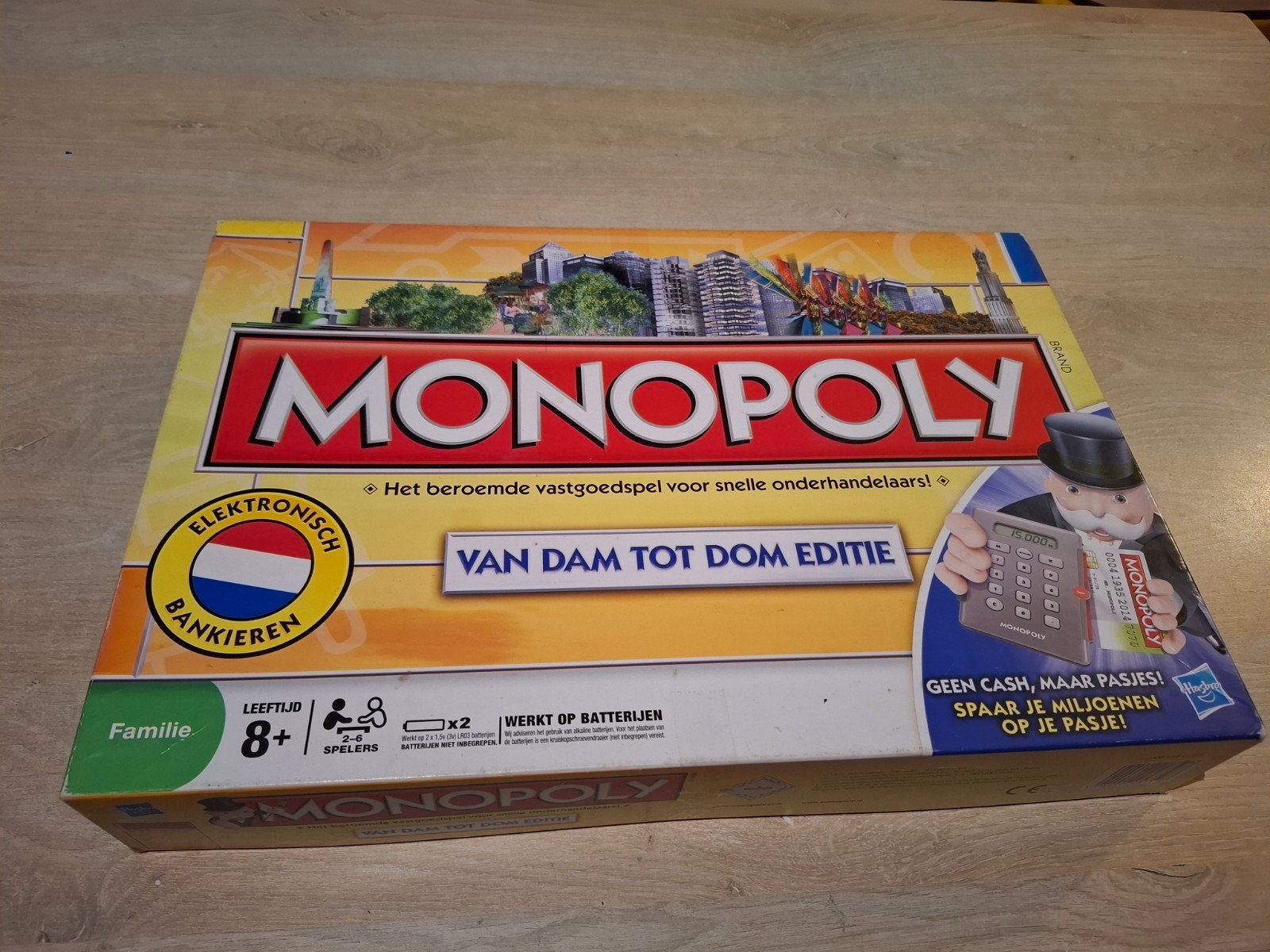 Monopoly Van Dam Tot Dom Editie - Elektronisch Bankieren, Hobby en Vrije tijd, Gezelschapsspellen | Bordspellen, Parker / Hasbro