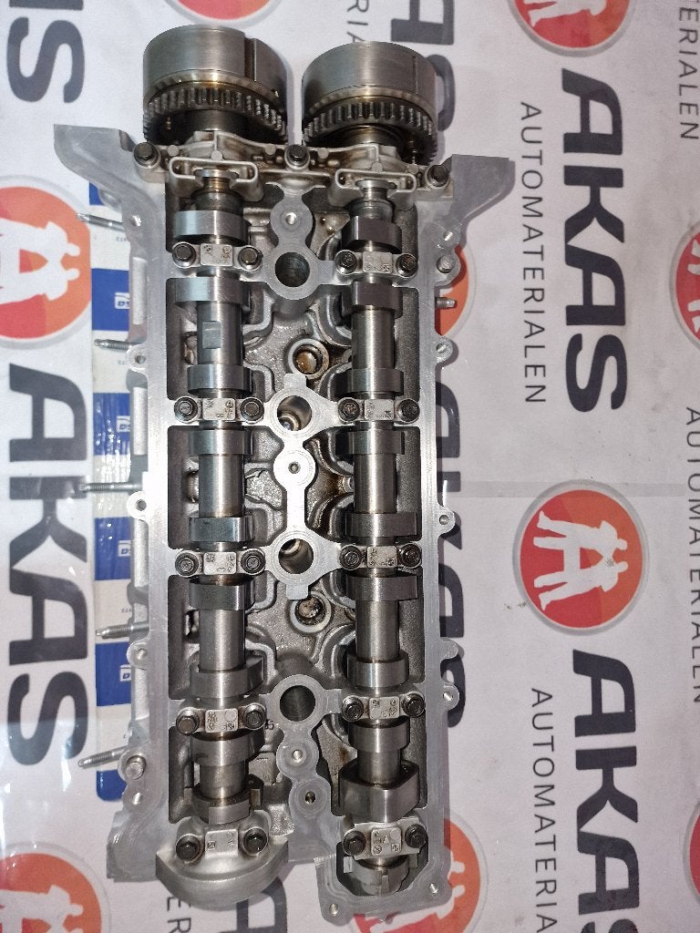 Cilinderkop Renault Clio IV 1.2 TCE 16V 2016 110425271R, Ophalen of Verzenden