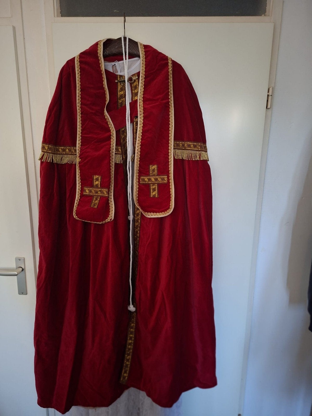 Sinterklaas Kostuum met Baard, Mijter, Ring en Hands, Ophalen, Gebruikt, 170 of groter