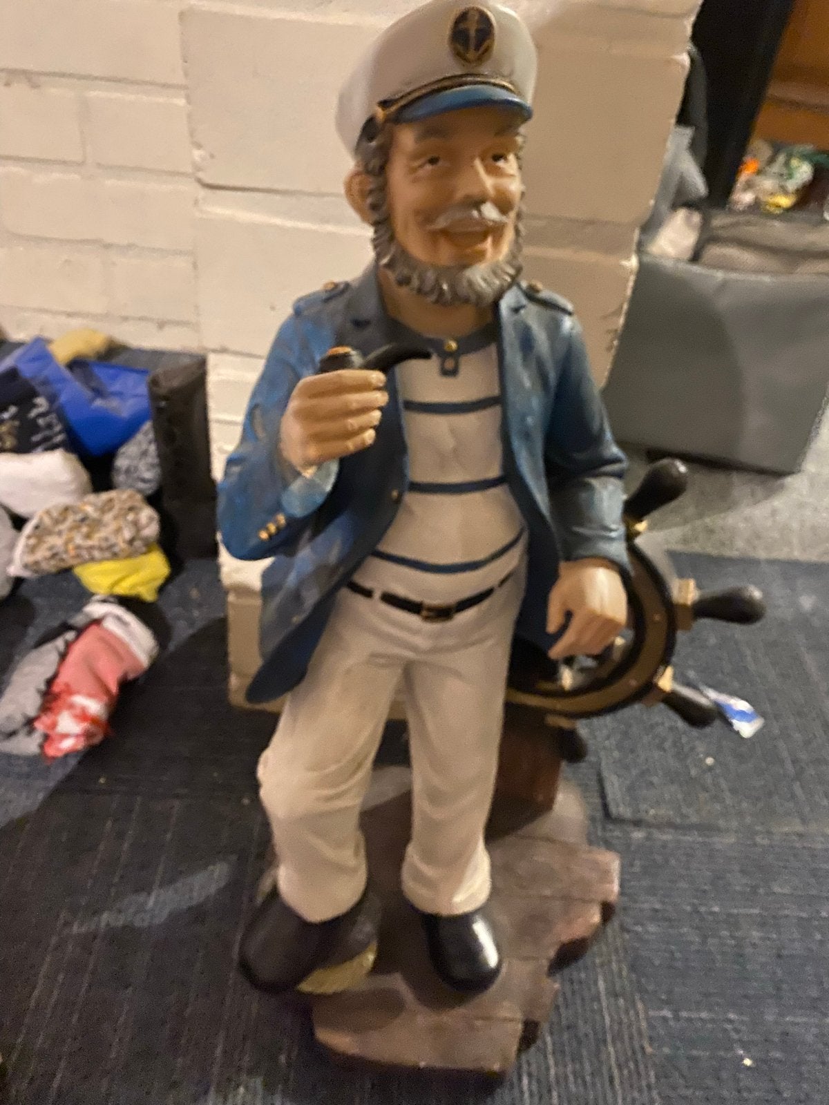 Decoratief beeld van een kapitein met stuurwiel, Ophalen, Gebruikt, Mens
