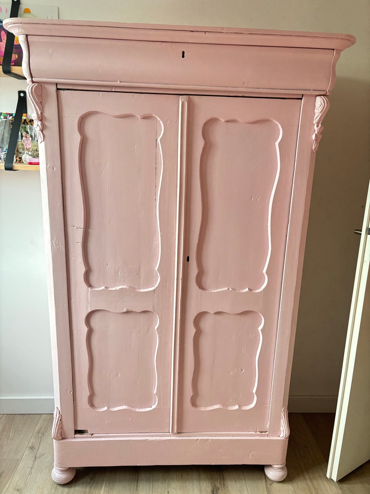 Lichtroze Biedermeierkast/kledingkast kinderkamer, Ophalen, Gebruikt, Kast, 105 cm of meer