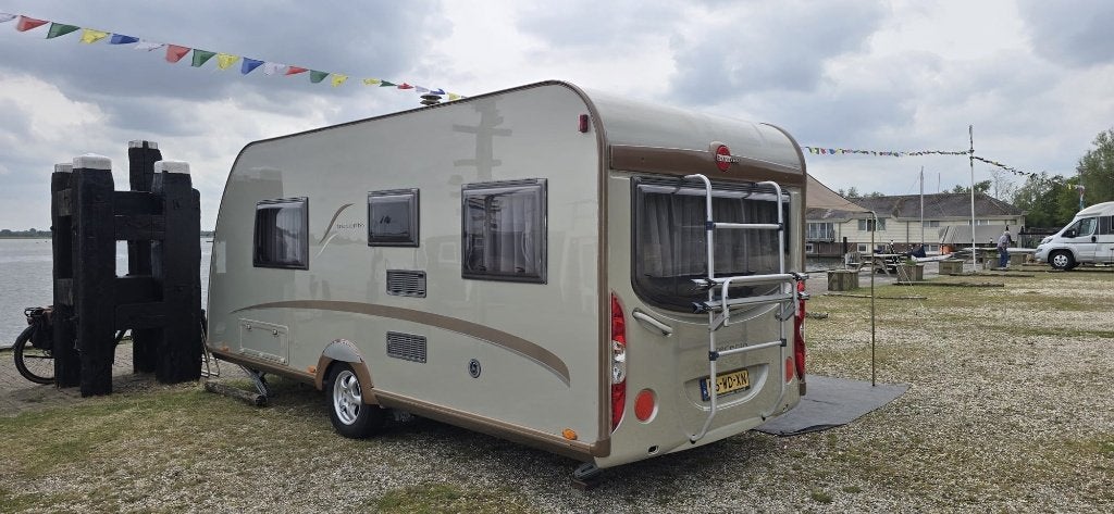 Burstner Trecento 460TS, Caravans en Kamperen, Rondzit, Particulier, Bürstner, 5 tot 6 meter
