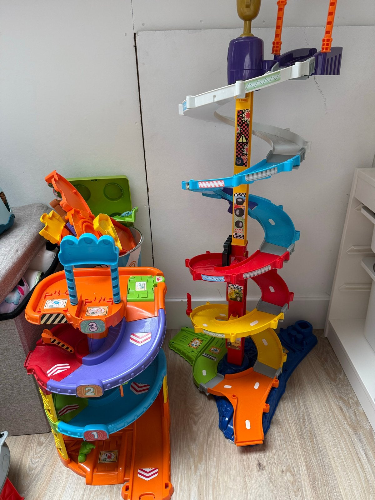 VTech Toet Toet Auto's Garage en Racebaan, Ophalen, Zo goed als nieuw