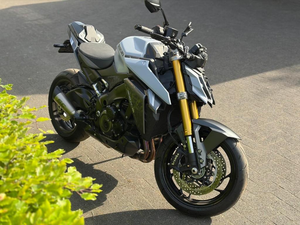 2023 Suzuki GSX-S1000 NIEUWSTAAT, recent onderhoud gehad!, Motoren, Motoren | Suzuki, Occasion, 4 cilinders, Motorrijbewijs A