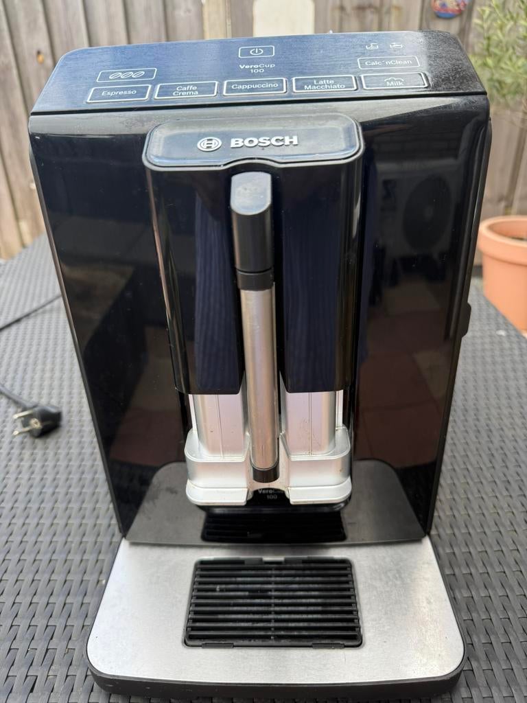 Bosch vario cup, Ophalen, Afneembaar waterreservoir, Gebruikt, Koffiemachine