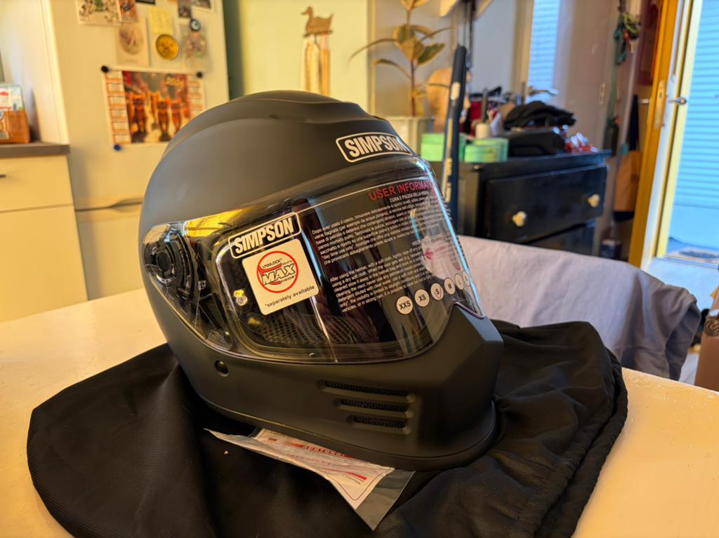 Simpson motorhelm maat S (NIEUW!) nieuw prijs 299€, Motoren, Kinderen, Ophalen of Verzenden, Integraalhelm, S