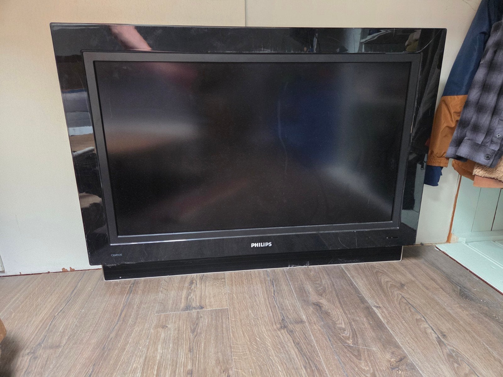 Philips Cineos TV zonder standaard, Ophalen, Gebruikt, 50 Hz, Philips