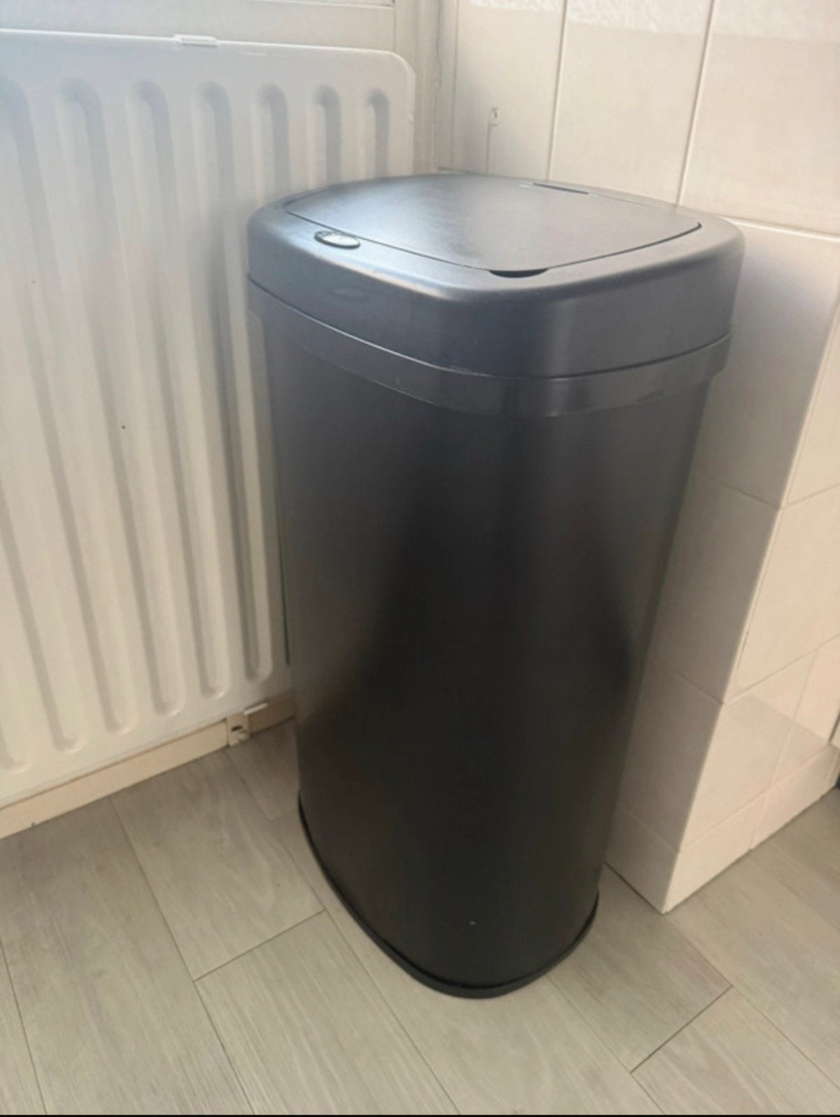 Juskys automatische prullenbak 60l, Huis en Inrichting, Woonaccessoires | Prullenbakken, 40 liter of meer, Ophalen, Zo goed als nieuw